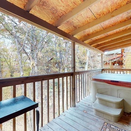 Dances With Wolves Villa Pigeon Forge Dış mekan fotoğraf