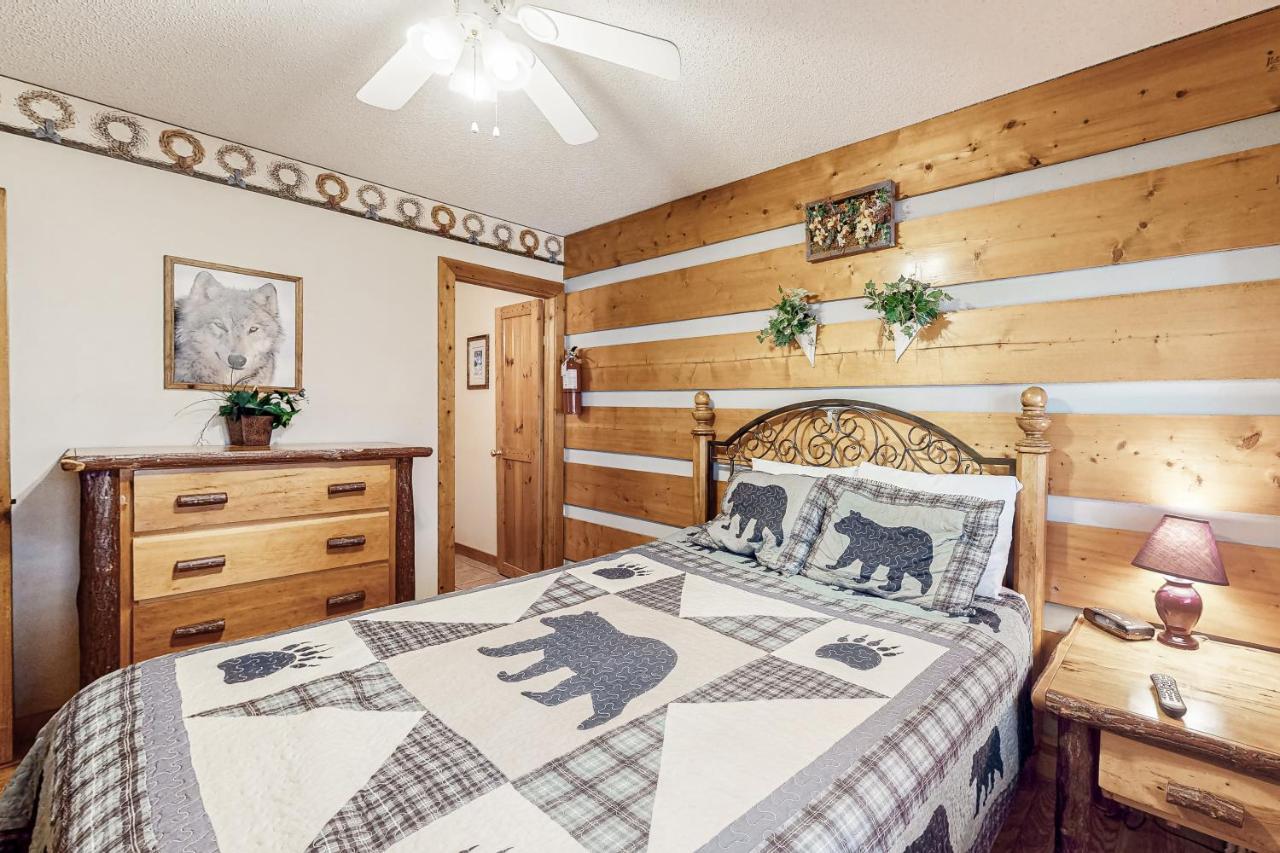 Dances With Wolves Villa Pigeon Forge Dış mekan fotoğraf